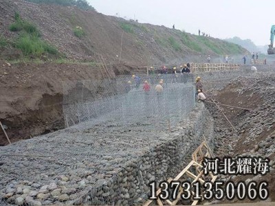 河道石籠網施工